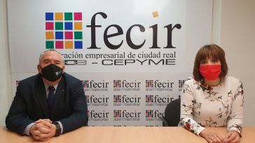 Primera toma de contacto entre el presidente de FECIR y y la nueva secretaria general de UGT en la provincia