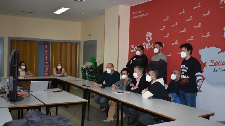 El PSOE respalda a los trabajadores de Siemens Gamesa y rechaza el cierre de la planta de Cuenca