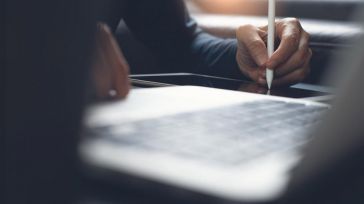 Más de 100 docentes se forman para impartir los nuevos cursos de especialización puestos en marcha en cinco centros de la región