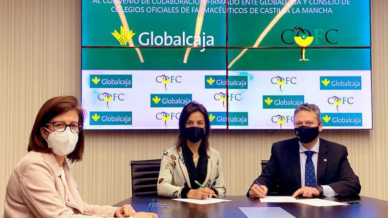 Globalcaja revalida su apoyo a los farmacéuticos colegiados de Cuenca