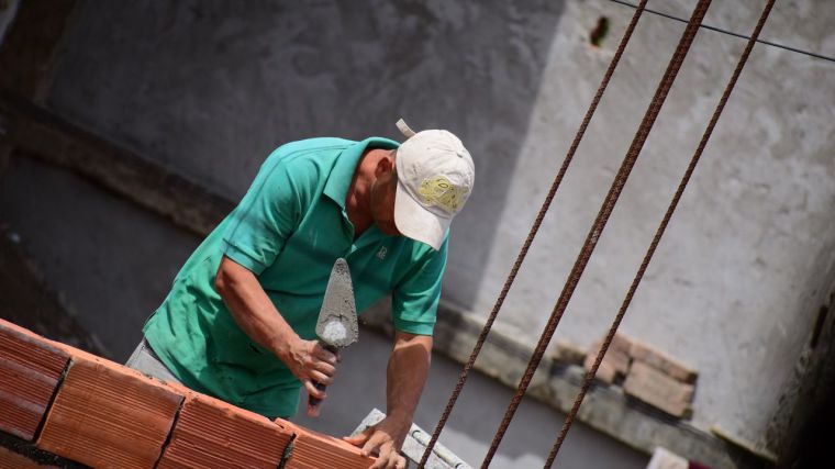 Aumentan los pedidos en la construcción, pero las expectativas de empleo siguen en negativo