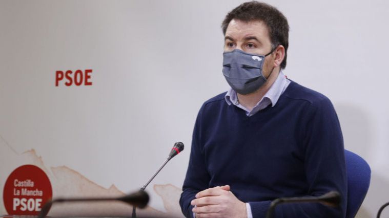 El PSOE no ve 'una buena noticia' en las cifras pero defiende que CLM es la tercera región que 'mejor sujeta el empleo'