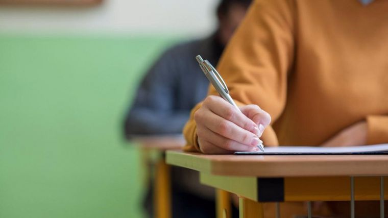 Las solicitudes para las pruebas de enseñanzas iniciales para mayores de 18 años en CLM arrancan el 21 de abril