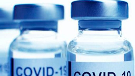 Sanidad suspende la administración de la vacuna de AstraZeneca contra el coronavirus