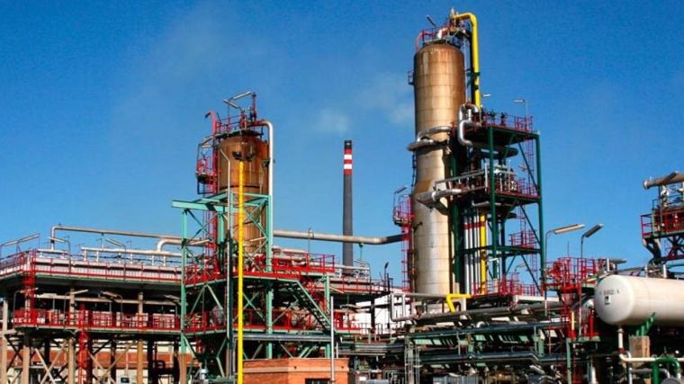 Repsol paraliza la actividad en la planta de Puertollano por falta de demanda