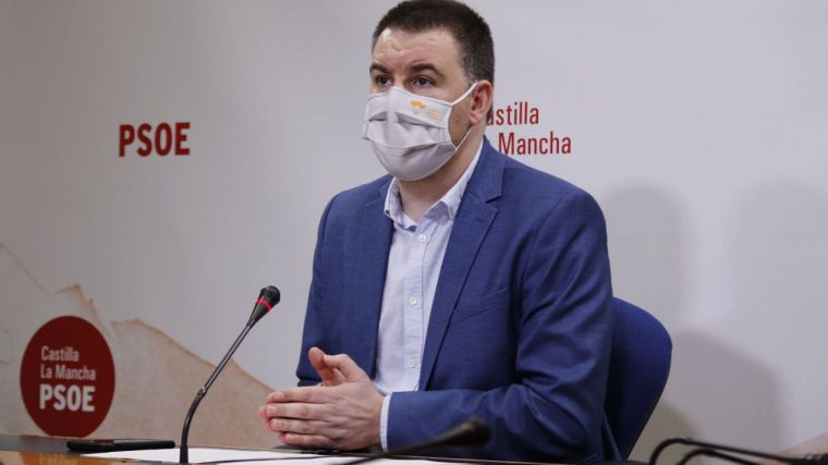 Sánchez Requena critica la estrategia “absolutamente irresponsable” del PP de Paco Núñez que sigue “aferrado a su alianza con el virus”