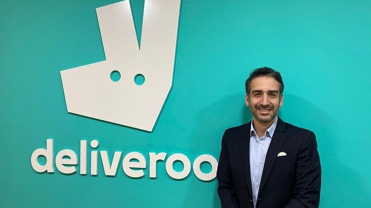 Deliveroo eleva un 114% los pedidos y un 130% sus volúmenes hasta marzo