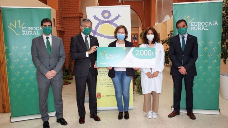 Fundación Eurocaja Rural premia la investigación científica contra el COVID-19 de la UCLM con 4.000 euros