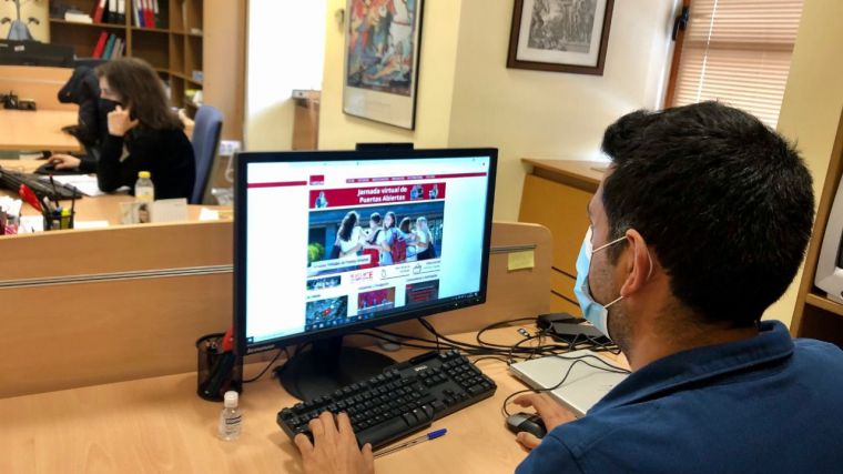 La UCLM reactiva su web y la conectividad al conjunto del personal de administración y servicios 