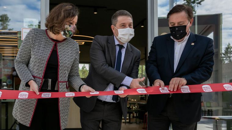 Un total de 1.528 jóvenes fueron contratados en 2020 a través de las líneas de ayuda del Gobierno regional