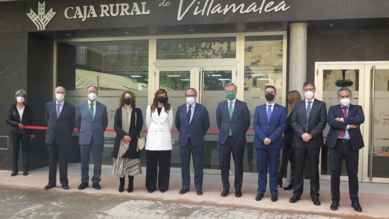 La Asociación Española de Cajas Rurales arropa a Caja Rural de Villamalea en la inauguración de su nueva sede