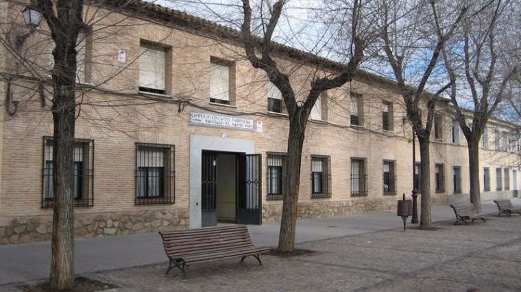 EL COLEGIO ADVIRTIÓ EL 2 DE FEBRERO AL AYUNTAMIENTO DEL MAL ESTADO DEL ARBOLADO