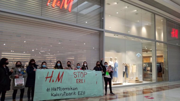 H&M cede ante los sindicatos y recorta los despidos del ERE en casi un 70%