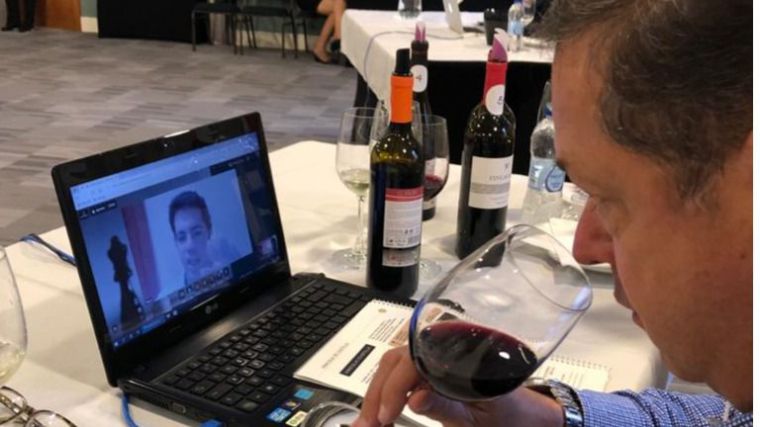 El vino de CLM trata de conquistar Brasil mediante la promoción virtual