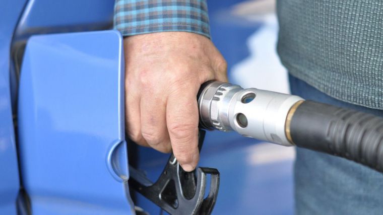 El IPC baja una décima en junio por la subida moderada del precio de los carburantes y combustibles