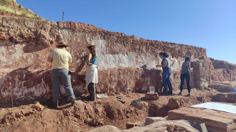 La universidad regional llevará a cabo este verano siete proyectos de investigación arqueológica y paleontológica financiados por la Junta