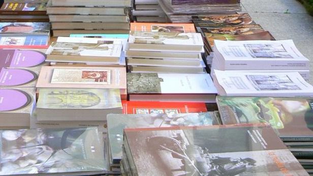 El gobierno de la Dipiutación ha repartido más de 60.000 volúmenes entre las bibliotecas municipales