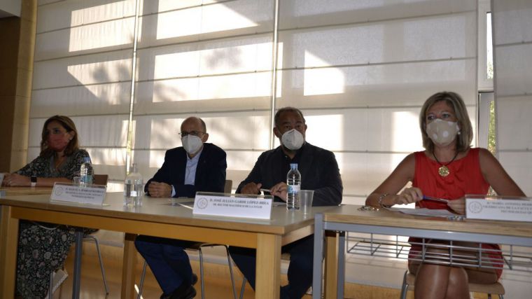 La Facultad de Químicas implanta un programa mentor pionero en la UCLM para guiar a sus alumnos de primer curso