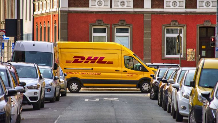 DHL Express subirá sus tarifas en España casi un 5% a partir de 2022