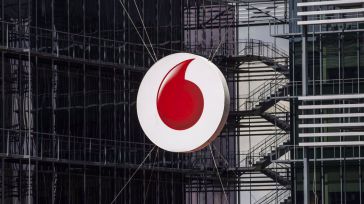 Vodafone cierra todas sus tiendas físicas y prepara la carta de despido para 509 empleados
