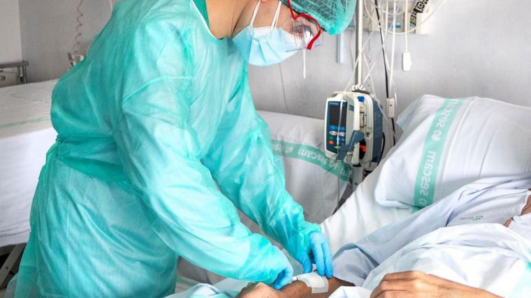 CLM presenta registra hoy el menor número de hospitalizados COVID en cama convencional desde el 17 de julio y ningún fallecido