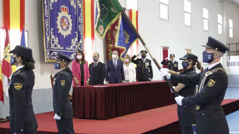 Bellido rinde homenaje a la Policía Nacional en su festividad