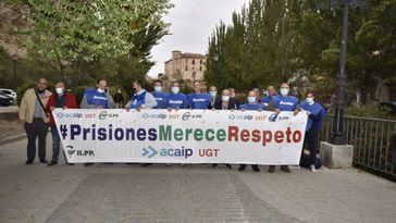 Una treintena de funcionarios de prisiones piden ante Marlaska su dimisión: "Somos el patito feo del Ministerio"