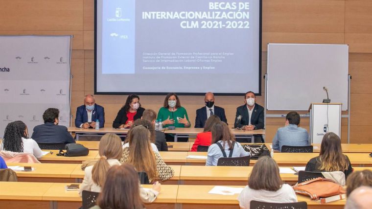 25 alumnos se formarán en comercio internacional y harán prácticas exteriores en un nuevo programa de Junta