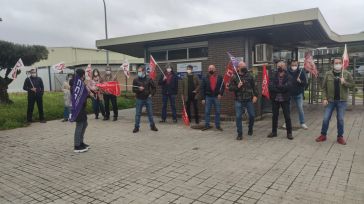 El comité de empresa de Lactalis-Nestlé convoca concentraciones este miércoles a las puertas de la fábrica en Marchamalo por su convenio colectivo 