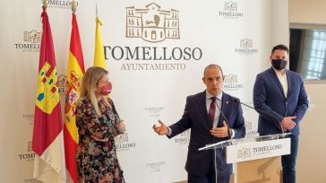 El presidente de las Cortes inaugura en Tomelloso una exposición itinerante sobre los 40 años del Estatuto de Autonomía de Castilla-La Mancha