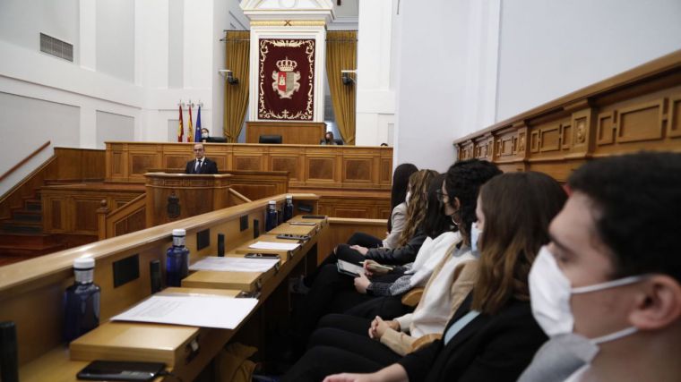 Bellido anima a la juventud a participar en el debate sobre el modelo europeo de futuro para consolidar “la unión política y no solo el mercado común”