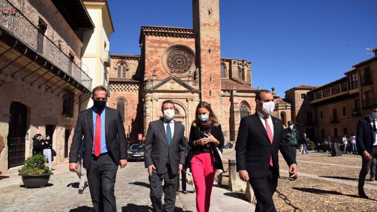 Page celebra que Sigüenza inicie la carrera hacia la declaración de Patrimonio de la Humanidad: 'Le sobra historia'