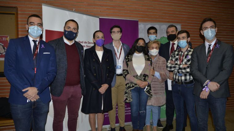 La Facultad de Derecho y Ciencias Sociales de Ciudad Real aborda la lacra social de la violencia de género con una visión jurídica 