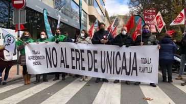 Seguimiento masivo de la huelga contra el ERE de Unicaja