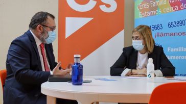 Picazo reivindica protección y bajadas de impuestos para todos los modelos de familias en Castilla-La Mancha
