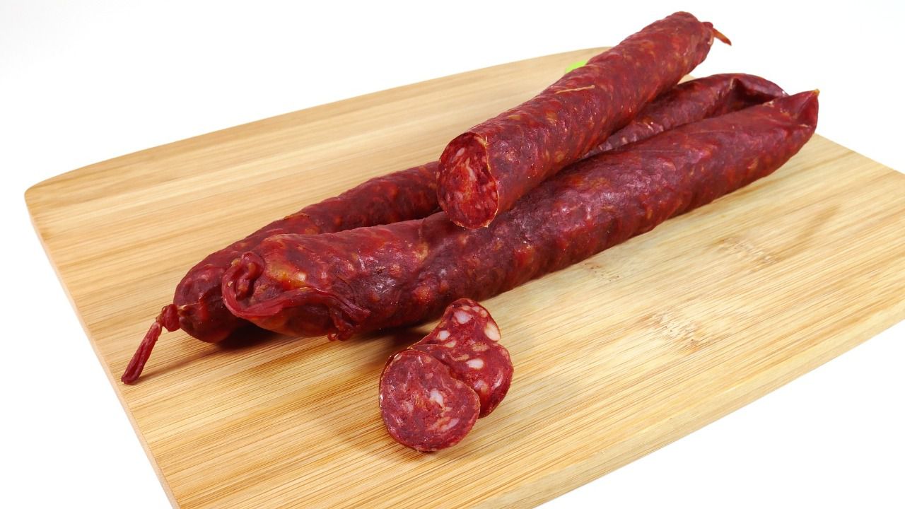 Las principales empresas productoras de chorizo han etiquetado 2,5 millones de kilos hasta septiembre