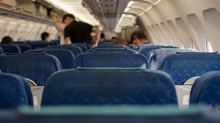 Los precios del transporte aéreo de pasajeros subieron un 7% en verano