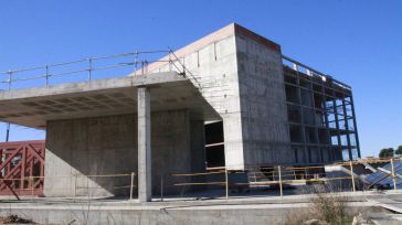 Junta y Universidad convenian 126 millones para infraestructuras e I+D y contemplan dedicar el Quixote Crea a uso universitario