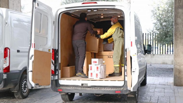 El Gobierno de Castilla-La Mancha ha enviado esta semana más de 115.000 artículos de protección a los centros sanitarios