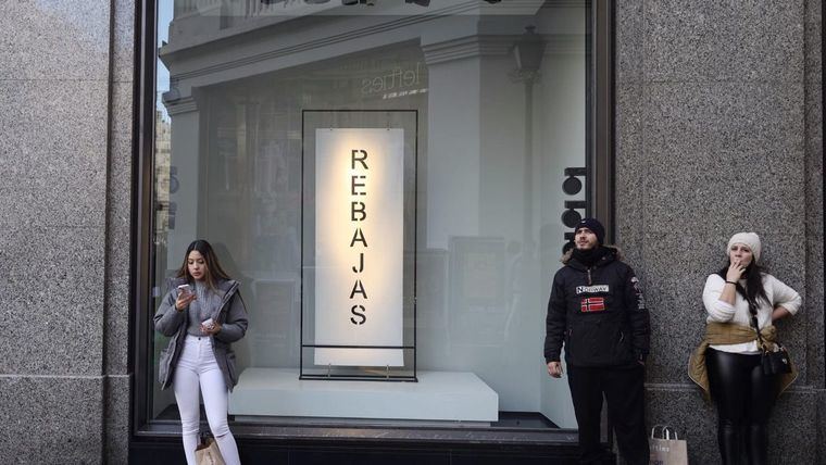 El Corte Inglés y Zara lideran la campaña de rebajas este año