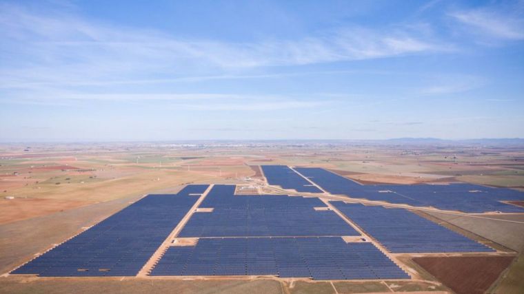 Nexwell tantea en busca de comprador para la planta fotovoltaica de Manzanares (Ciudad Real)