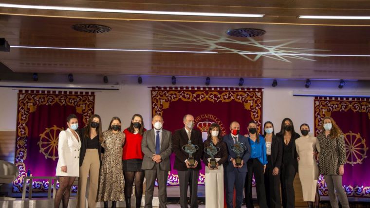 Martín del Burgo, BM Pozuelo y Sandra Sánchez brillan en la I Gala de entrega de los Premios UCLM al Deporte