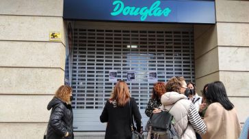 La cadena de perfumerías Douglas, con 9 tiendas en CLM, prevé más cierres y despidos