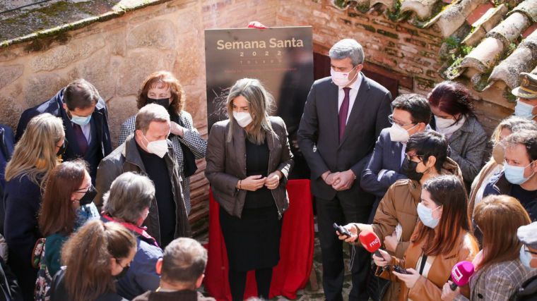 Álvaro Gutiérrez ratifica el compromiso con la ciudad de Toledo en la presentación del cartel de Semana Santa