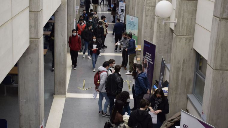 Cerca de treinta empresas buscan talento universitario en la II Feria de Empleo Tecnológico de la UCLM