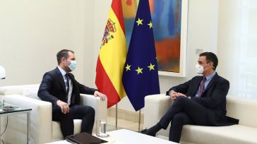 Pedro Sánchez se reúne con el vicepresidente de Meta para tratar inversiones que crearían hasta 2.000 empleos