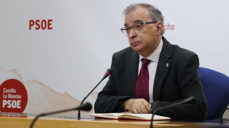 El PSOE cree que Feijóo ignoró a CLM en su acto en Toledo mientras el PP cuestiona a Núñez como candidato