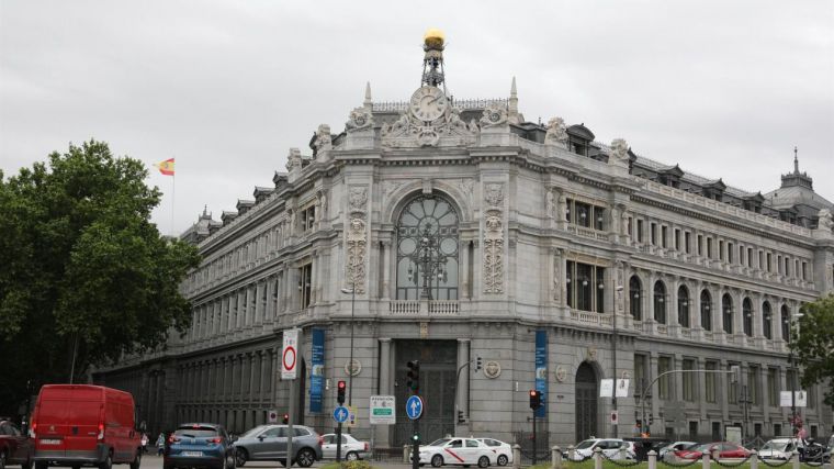 Cuidado con esa cuenta bancaria olvidada y sin uso: El Banco de España autoriza el cobro de comisiones aunque no haya saldo