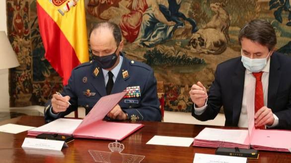 Acuerdo de Repsol con el Ejército del Aire que beneficia a la planta de Puertollano