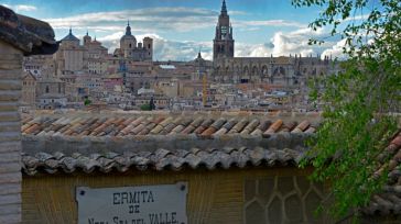 Toledo recupera la normalidad en el Día del Valle con su tradicional romería y una veintena de puestos